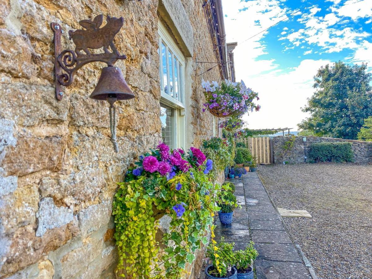Old Orchard Cottage, Wykeham Scarborough Exteriör bild